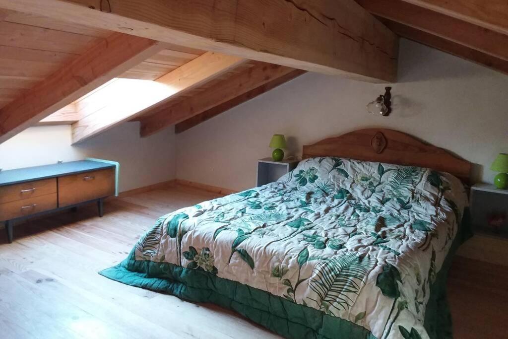 Loft La Rose Desiree Gite 3 Etoiles Chalencon Екстер'єр фото
